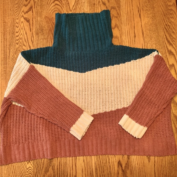 "POL" oversized sweater, L, cowl neck, color block - Picture 6 of 12